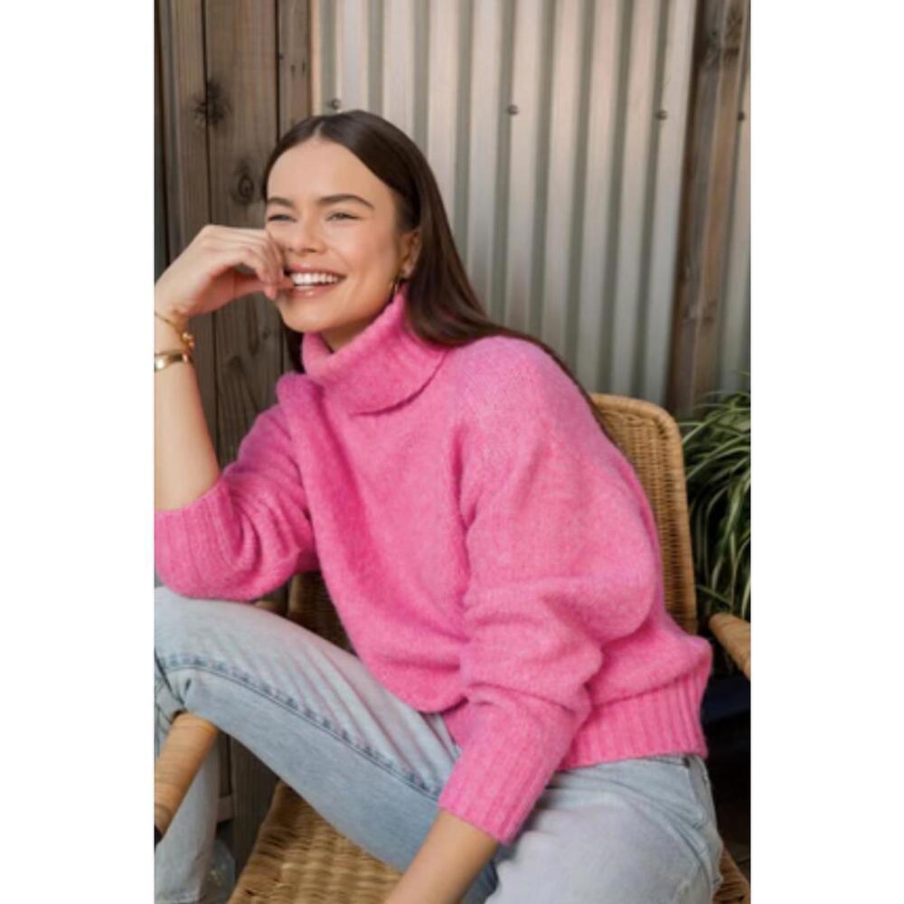 Velvet Heart Bubblegum Pink Turtleneck Sweater, Women's Large